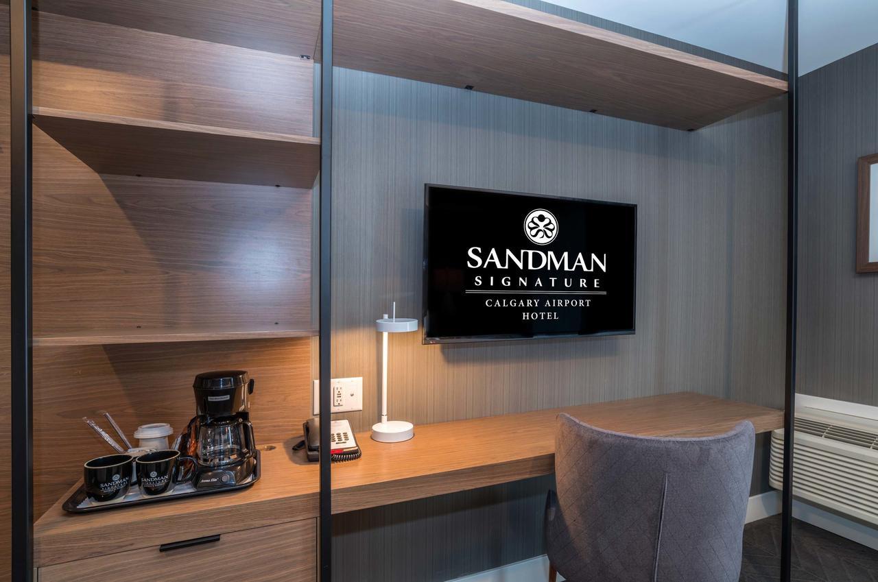 Sandman Signature Calgary Airport Hotel Exteriör bild
